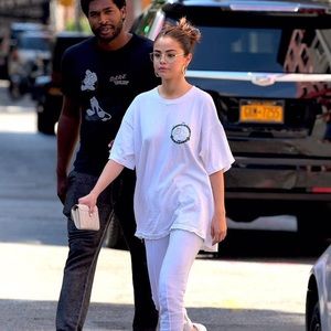 Meet your Posher, Sandy